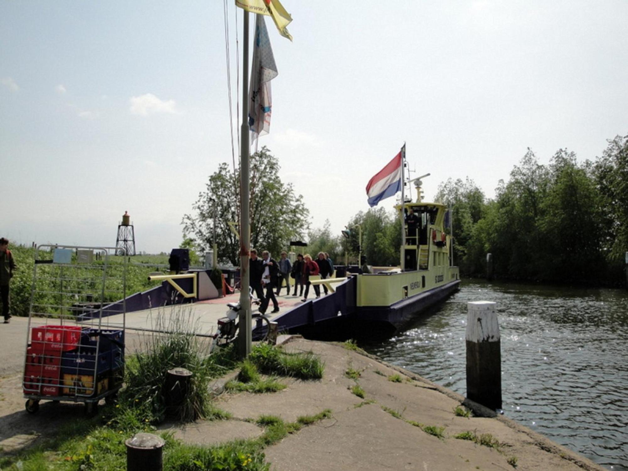 Zuid-Beijerland Bed And Breakfast De Dijk المظهر الخارجي الصورة